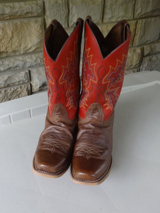 Men\'s vintage Nocona leather boots size 11 &1/2 D, Arrowhead, Brown and Red VGC main image 6
